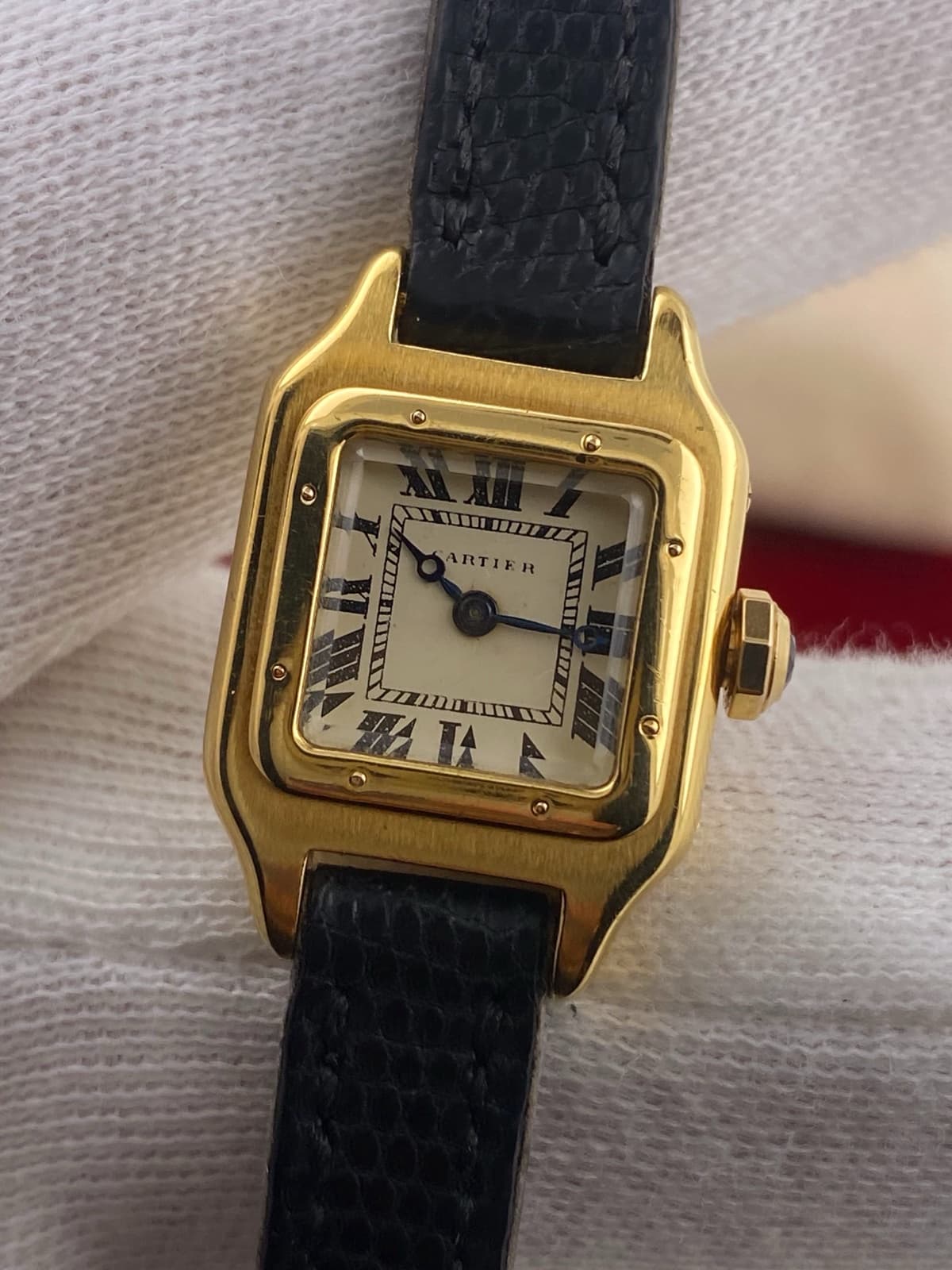 Cartier Santos Dumont aus den späten 1930er-Jahren mit Goldgehäuse